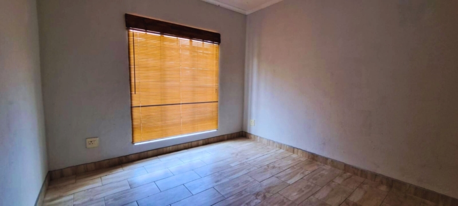 3 Bedroom Property for Sale in Safari Gardens North West